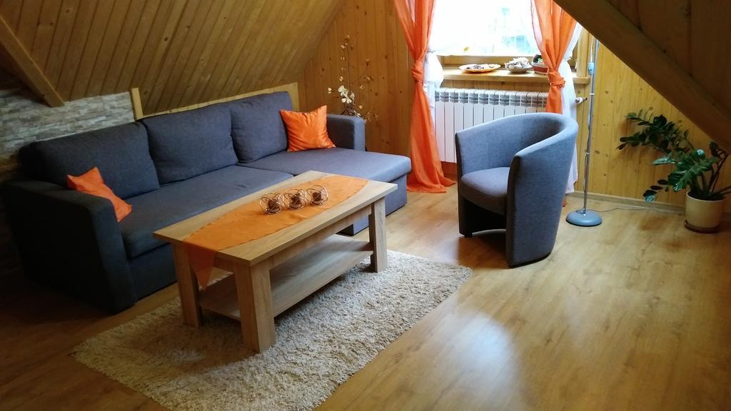 Pokoje Goscinne Dzianisz Экстерьер фото
